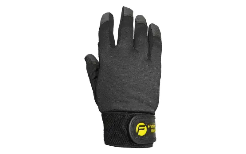 Best Ultimate Frisbee Gloves 2021 - Reviews and Buying Guide - Backyard ...