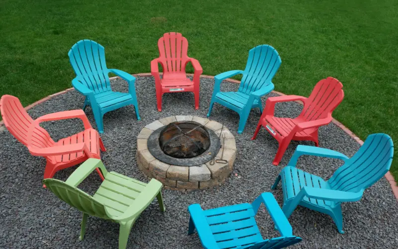 What Kind Of Chairs Are Good Around A Fire Pit