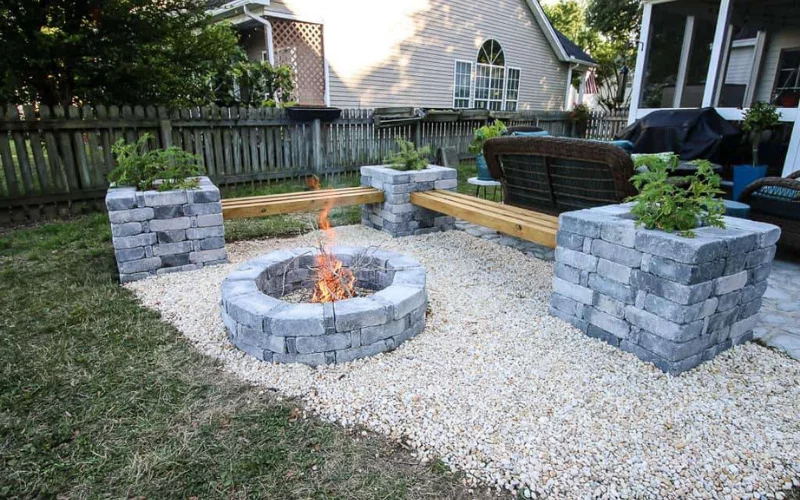What Kind Of Chairs Are Good Around A Fire Pit