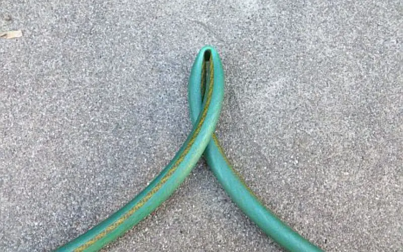 What Causes Hoses To Kink?