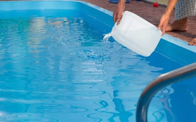 How much liquid chlorine is to add to the pool?