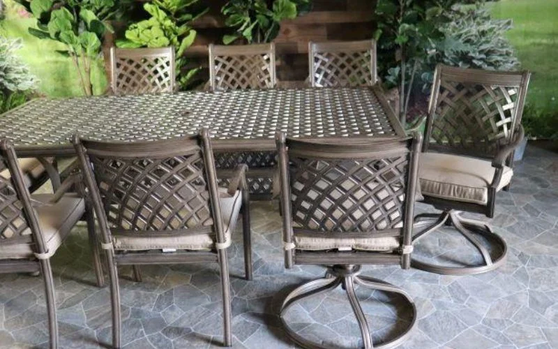 General Maintenance Tip For Your Powder-Coated Aluminum Patio Furniture